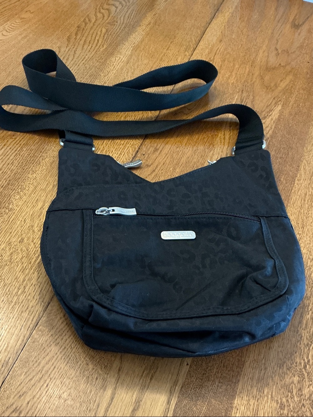 Baggallini Black Crossbody Bag